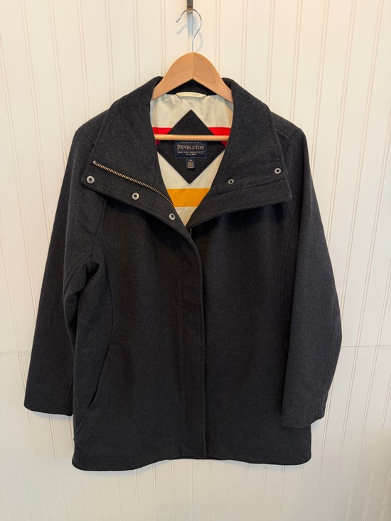 Pendleton Jackets & Blazers - Pendleton Wool Coat Jacket Stripped Blanket  Lining Women’s Size Large Grey
